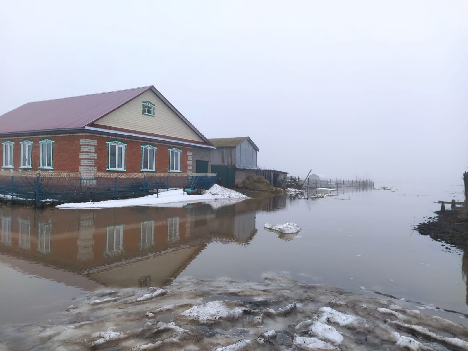 В Зеленодольском районе в деревне Татарское Танаево зафиксированы  подтопления | 11.04.2022 | Зеленодольск - БезФормата