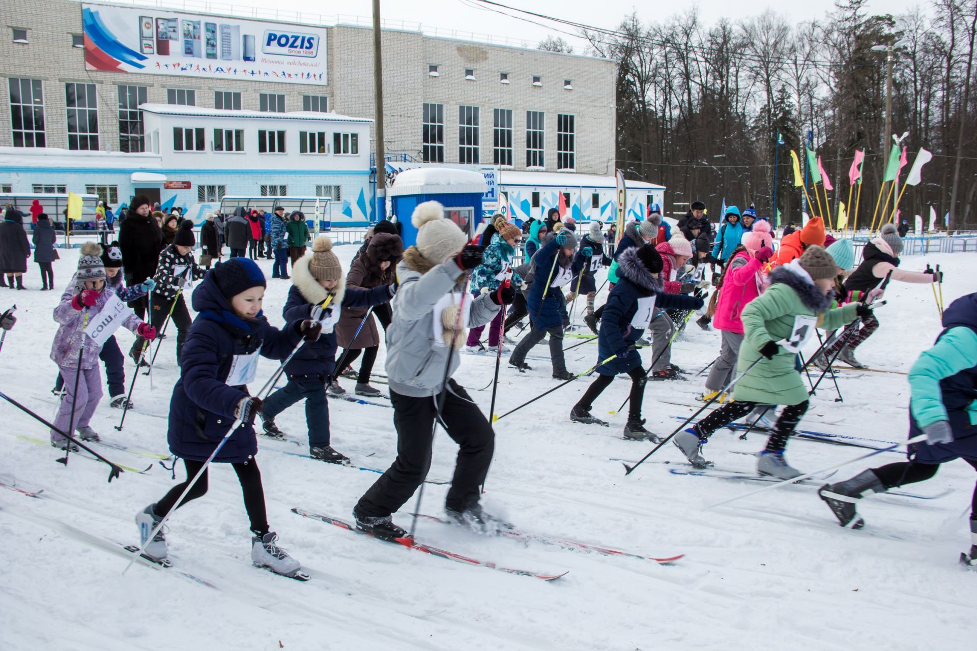 В Зеленодольске прошли необычные лыжные гонки среди детей младших классов