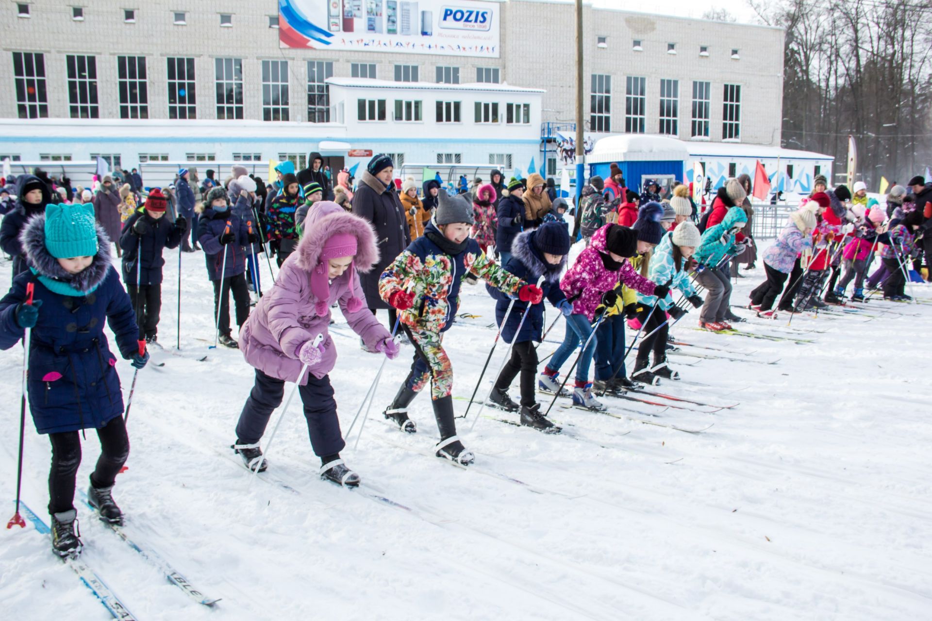 В Зеленодольске прошли необычные лыжные гонки среди детей младших классов