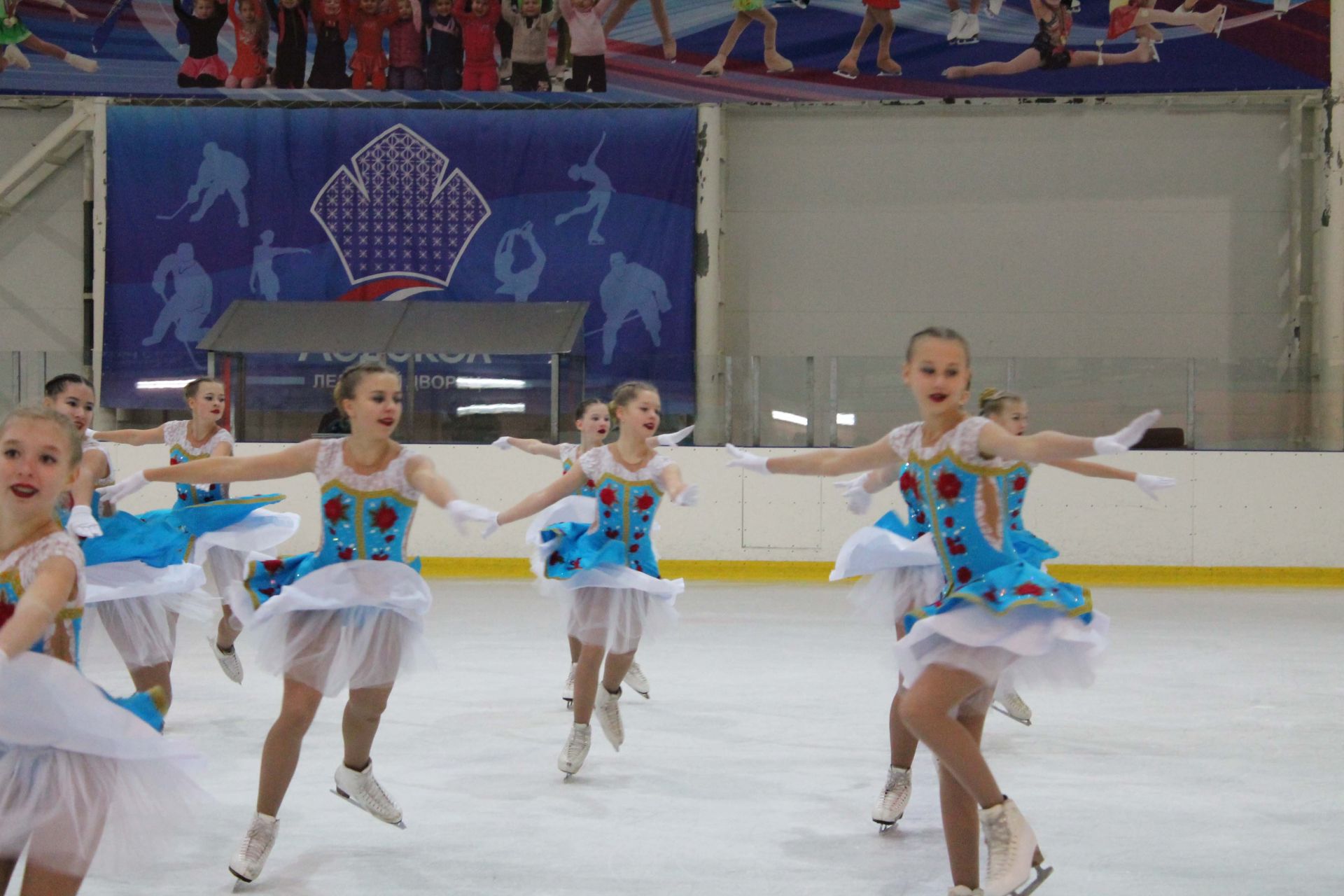 В Зеленодольске прошло Открытое первенство по синхронному катанию на коньках