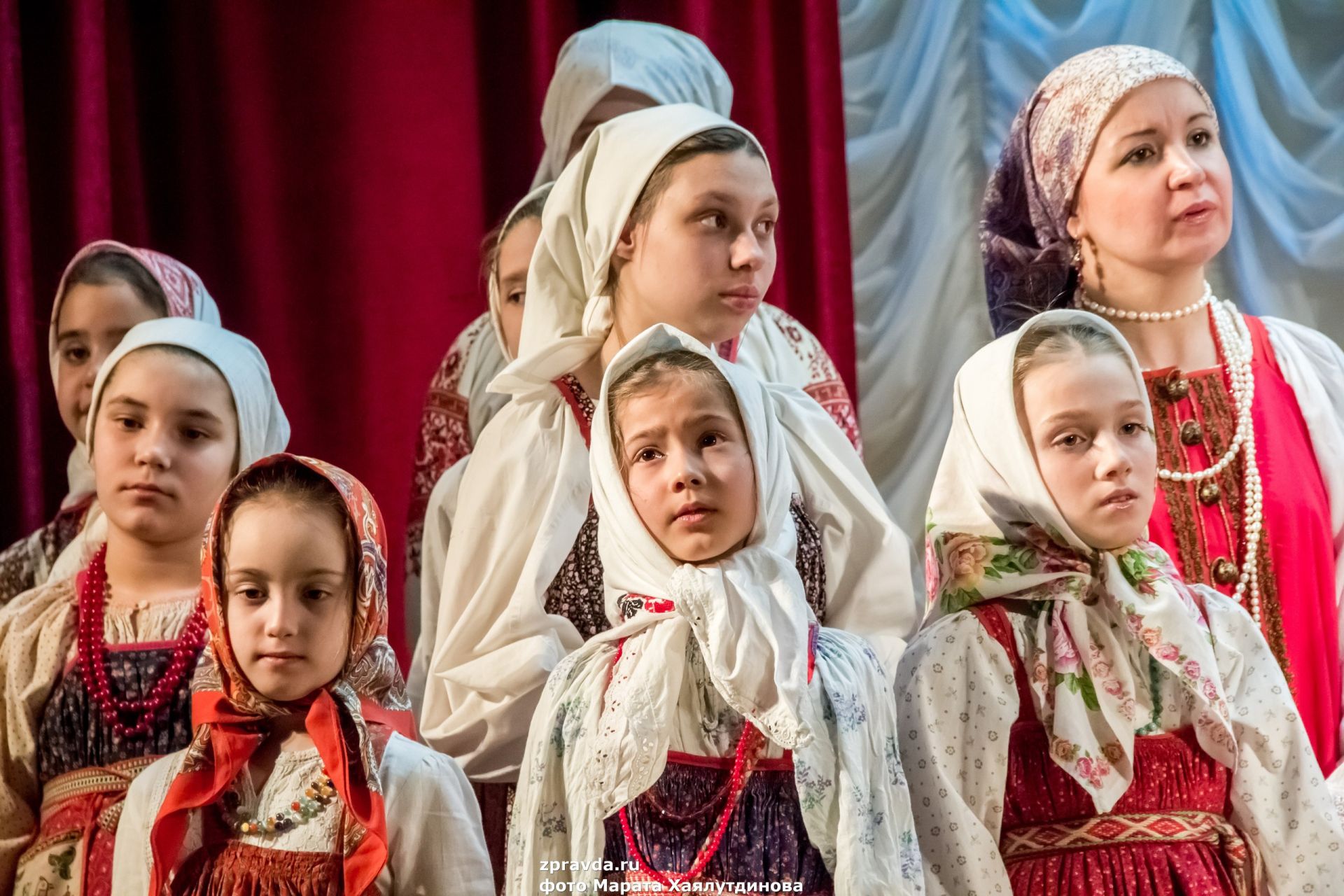 Фото: "Постовой концерт" в Зеленодольской музыкальной школе тронул сердца зрителей
