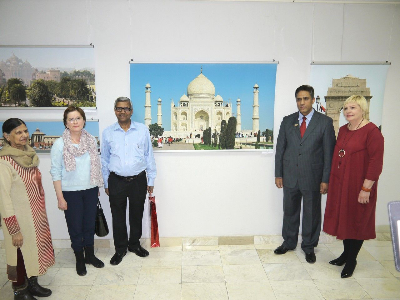 В художественной галерее Зеленодольска открылась выставка «Планета Земля. Индия»