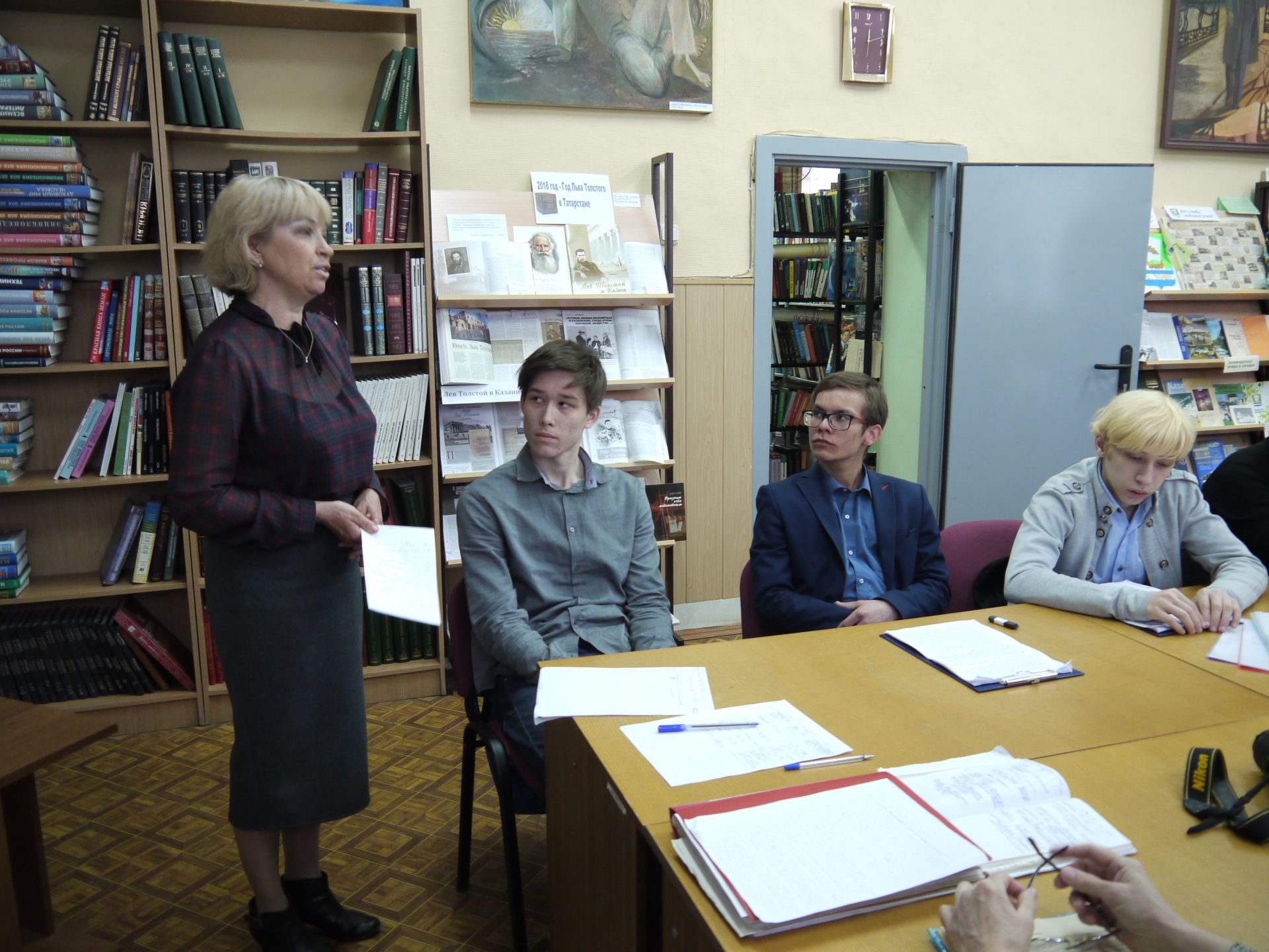 В центральной городской библиотеке прошла конференция в честь одного из первых директоров школы №1 Григория Корсакова