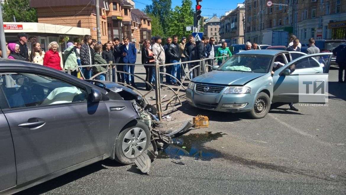 В Казани произошла серьезная автоавария