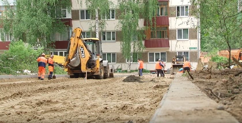 Видео: В Зеленодольске стартовал сезон дорожных работ
