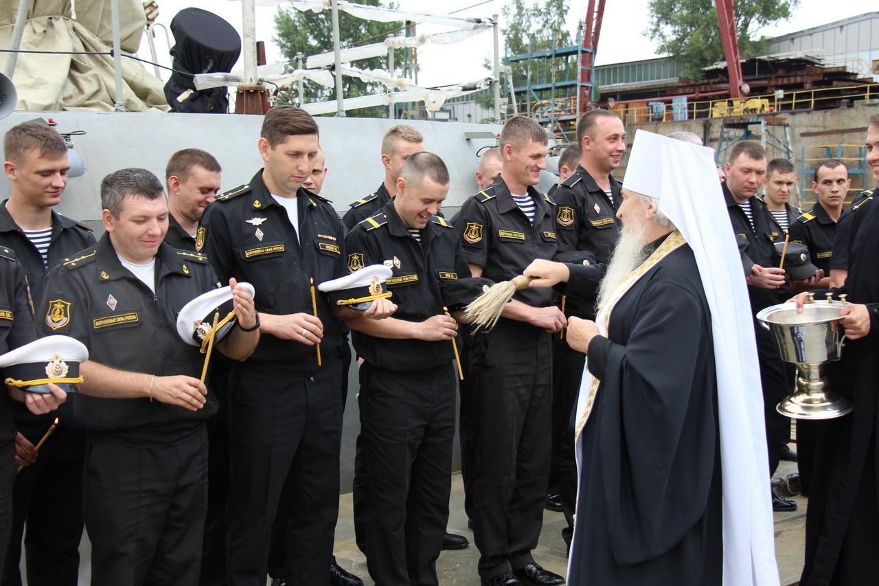 «Храните честь морского братства!»: С какой целью в Зеленодольск приезжал Митрополит Феофан