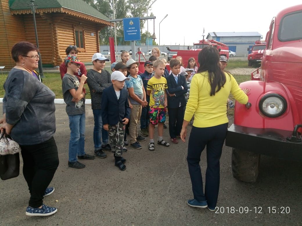 Воспитанники яхт-клуба «Дельфин» посетили Музей пожарной охраны Зеленодольска