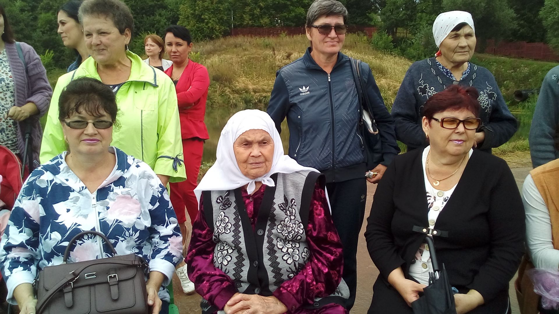 В селе Нижние Уруспуги 1 сентября отметили не только День знаний , но и открытие обновленного родника