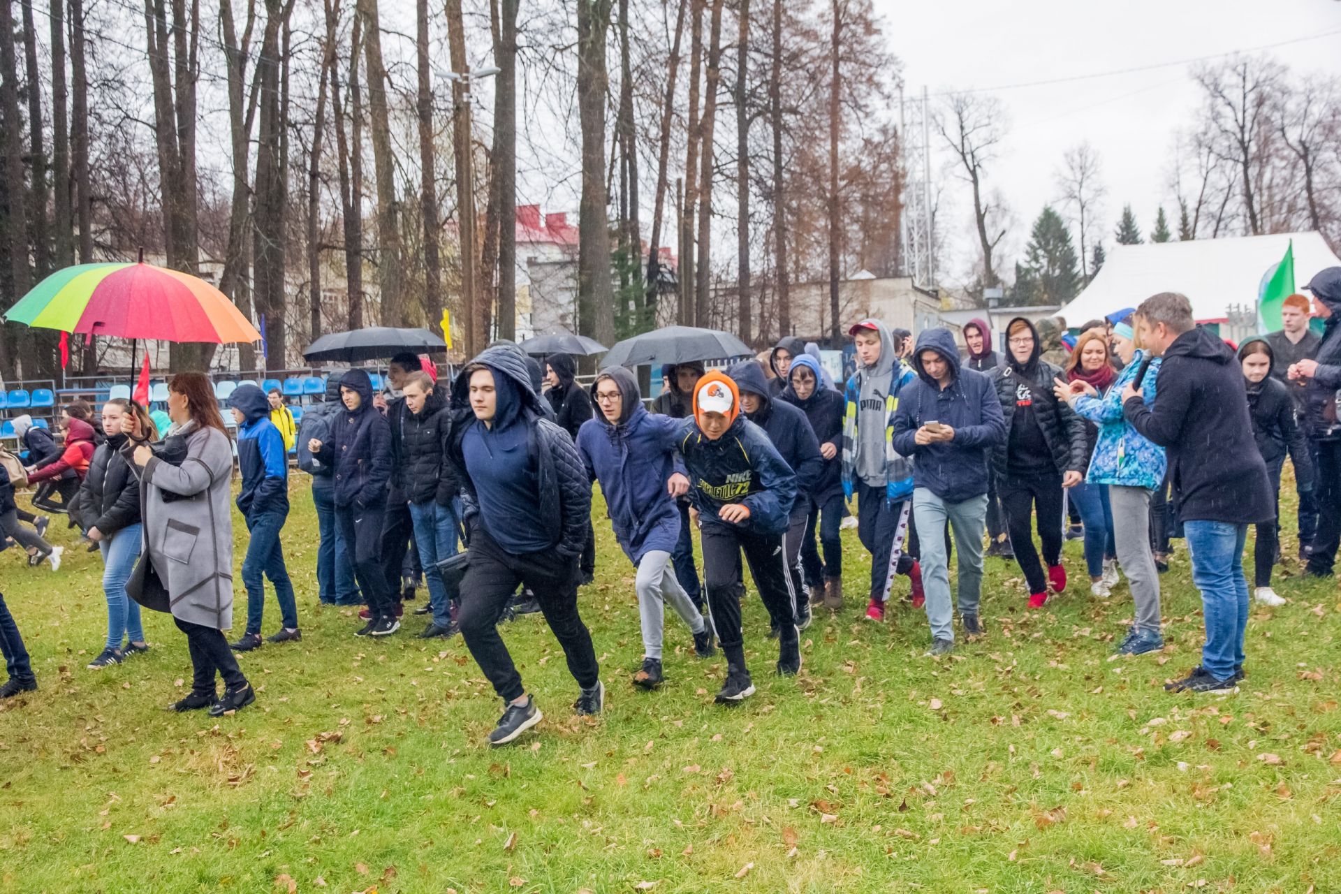 Фото: Несмотря на дождь, соревнования среди первокурсников КАИ прошли весело и задорно