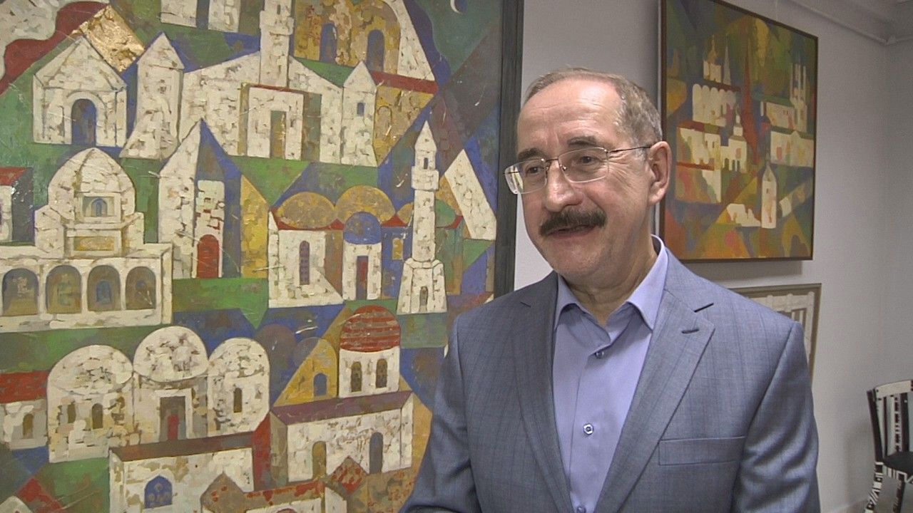 Монументальный юбилей с лирическим уклоном: Выставка именитого татарстанского художника открылась в галерее