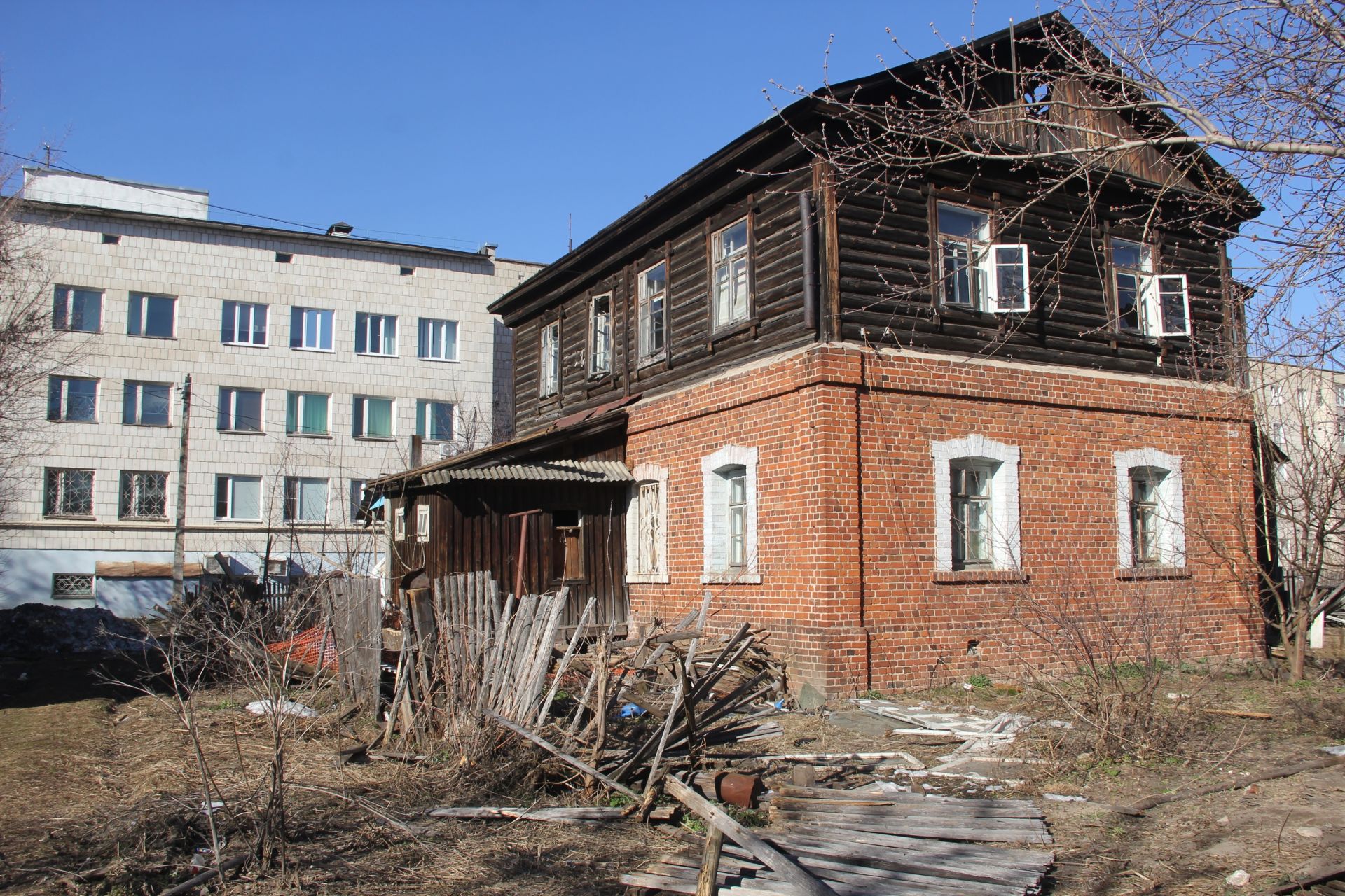 Стало известно, кто возьмется за реконструкцию домов в "Полукамушках"