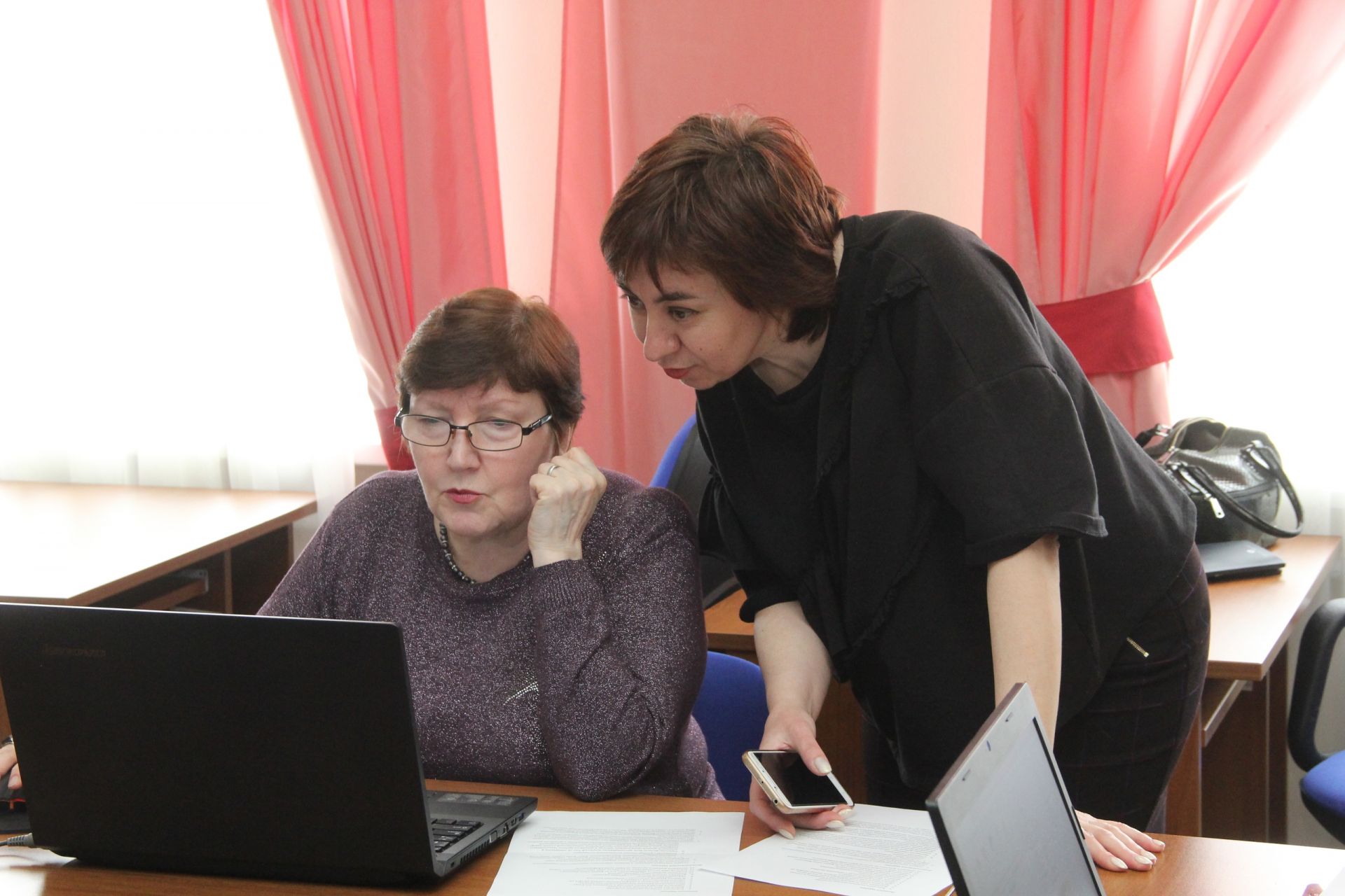 КиберБАБУШКИ и киберДЕДУШКИ: В Зеленодольске прошёл конкурс на знание компьютерных технологий