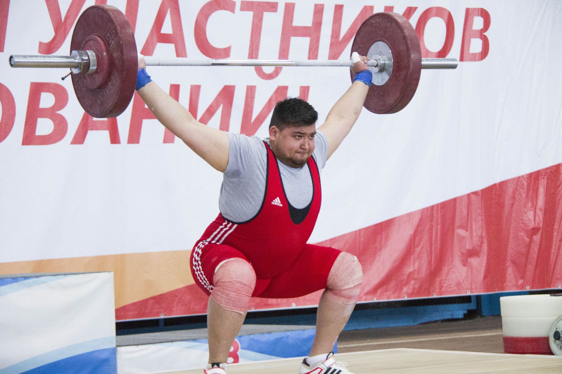 Чемпионат Татарстана по тяжелой атлетике прошел в Зеленодольске