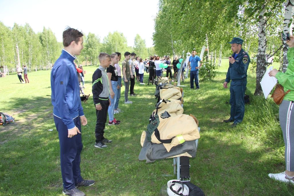 Квест с «пожарными» испытаниями: Зеленодольские старшеклассники поучавствовали в интересном мероприятии