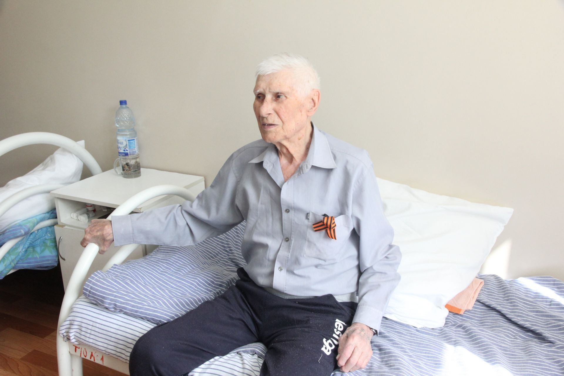 Глава ЗМР Александр Тыгин поздравил ветеранов ВОВ в Центральной районной больнице