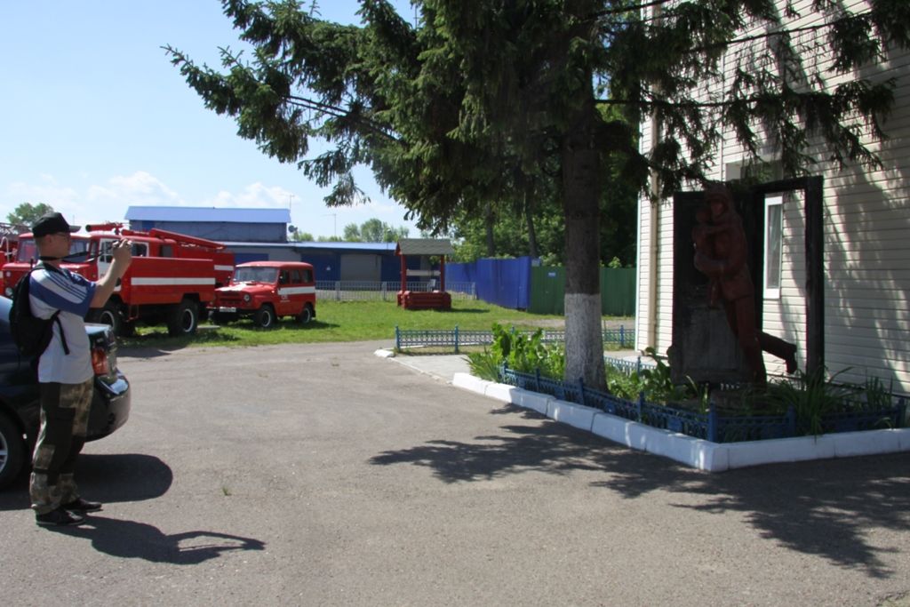 «Камышинский путешественник» в гостях у пожарных: Иван Ширяев посетил Зеленодольский пожарно-спасательный гарнизон