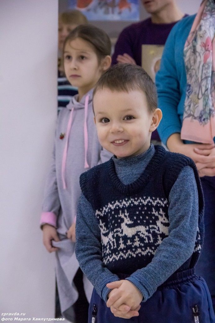 «Рождественское чудо» - в Художественной галерее Зеленодольска открылась выставка детских рисунков