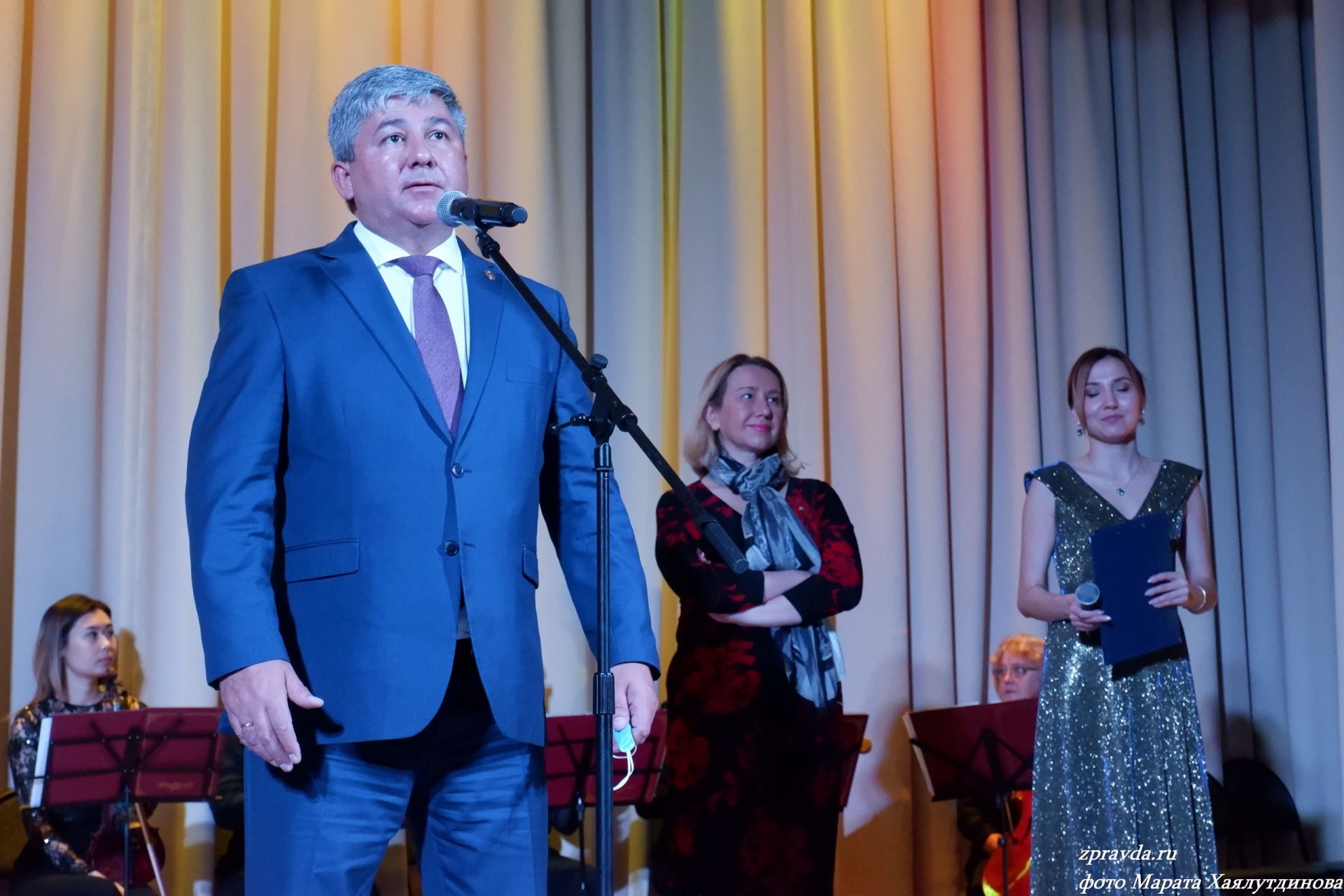В церемонии открытия ДШИ принял участие министр культуры РТ