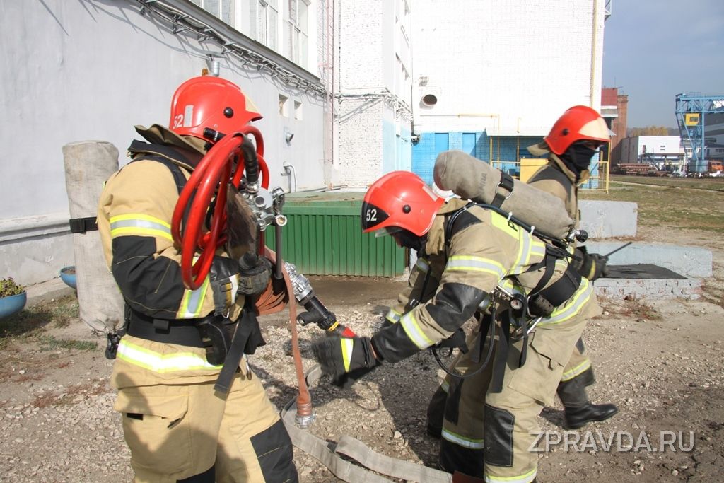 Над городом выли сирены