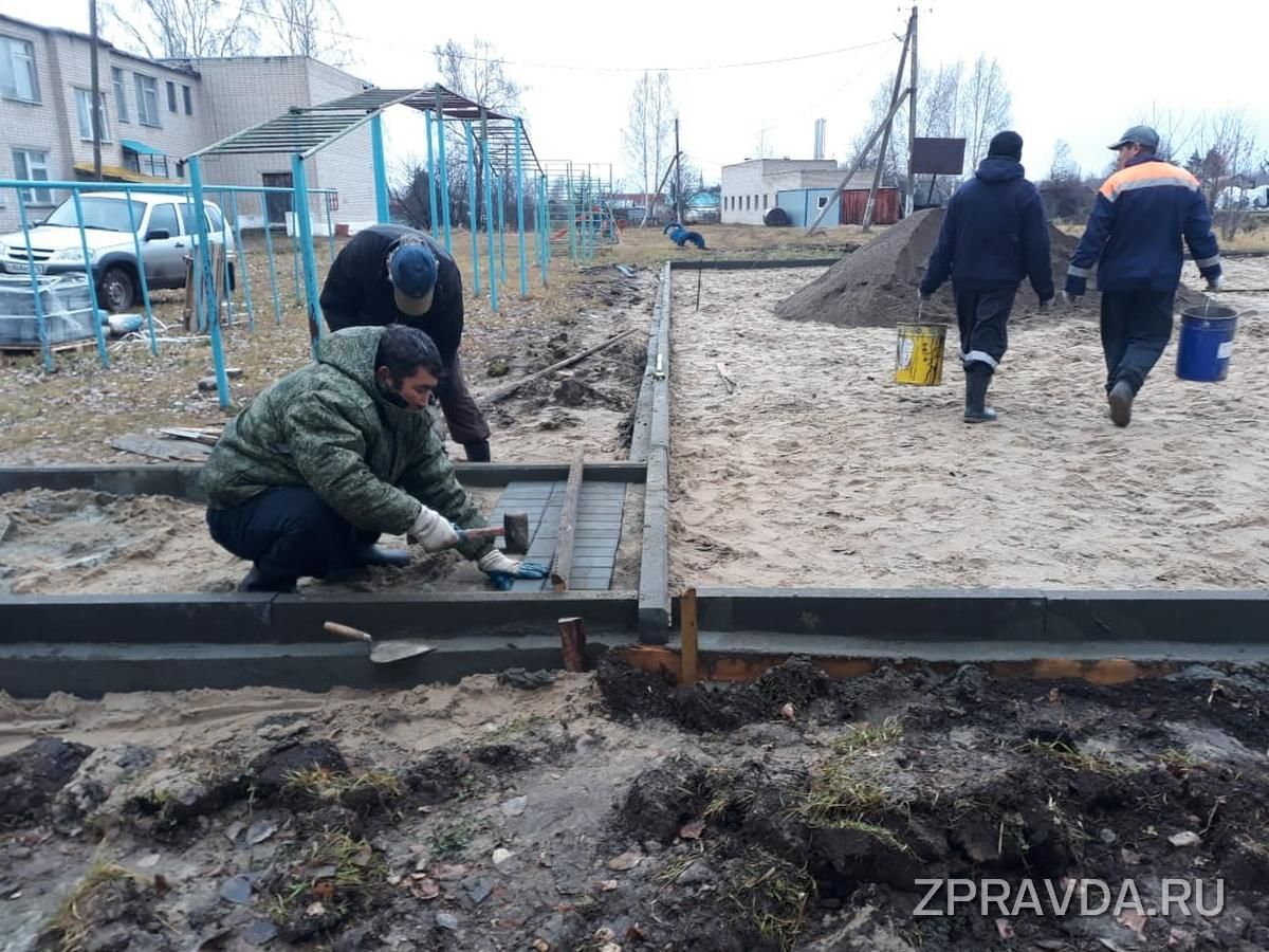 В селе Кугушево заложили детскую площадку