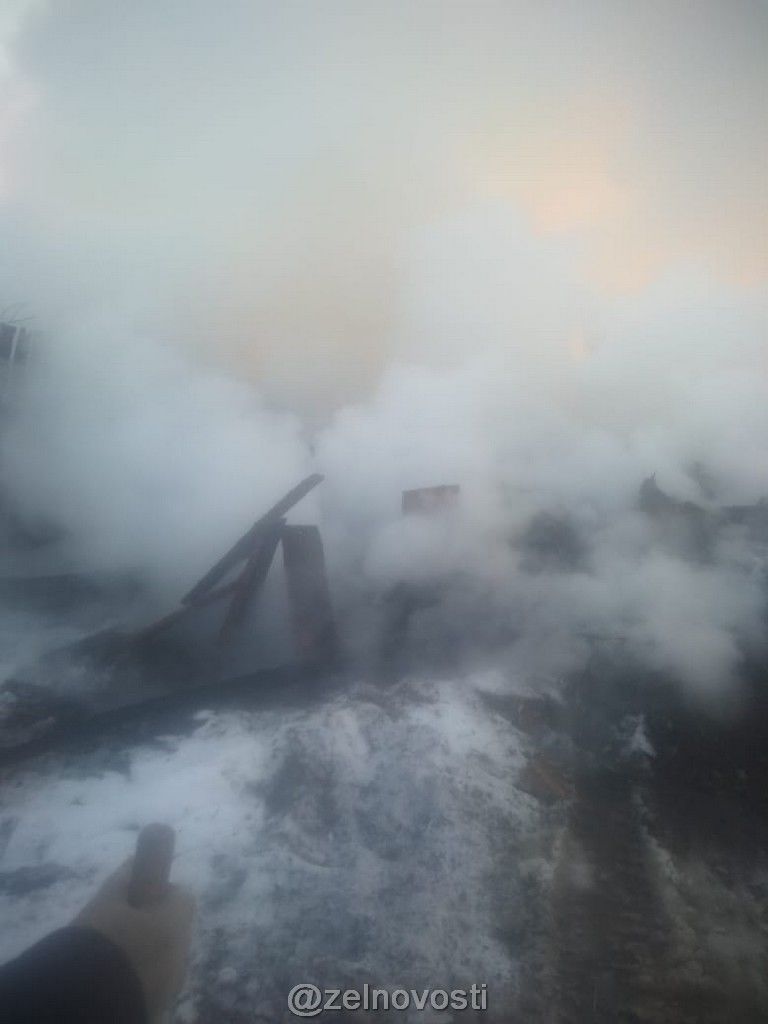 В Зеленодольском районе пожарные добровольцы спасли от огня жилой дом