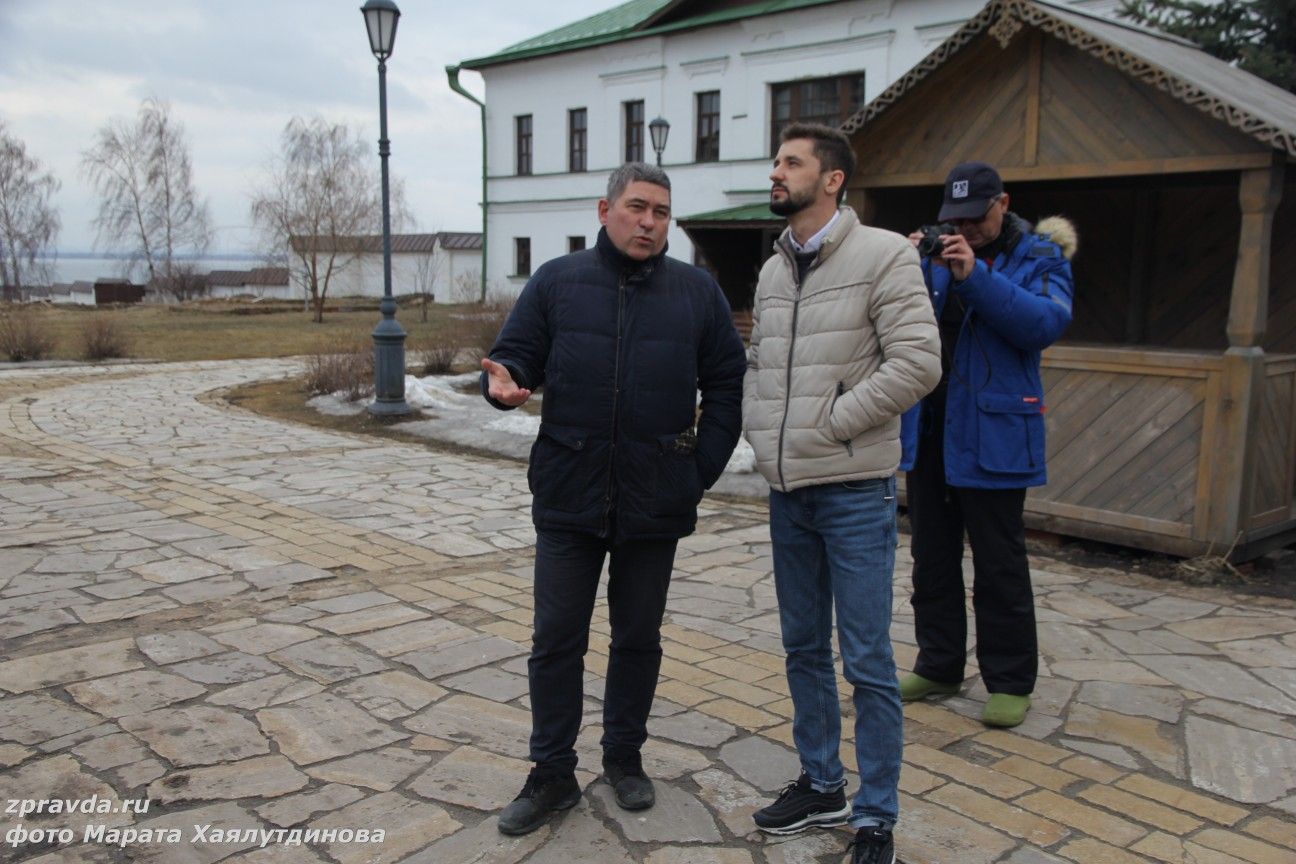 Блогер Михаил Галин и его кот Виктор посетили Зеленодольский район