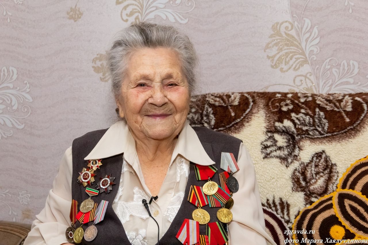 Секрет долголетия Елены Бабичевой: От Москвы до Праги фронтовыми дорогами прошла санитарка медсанбата