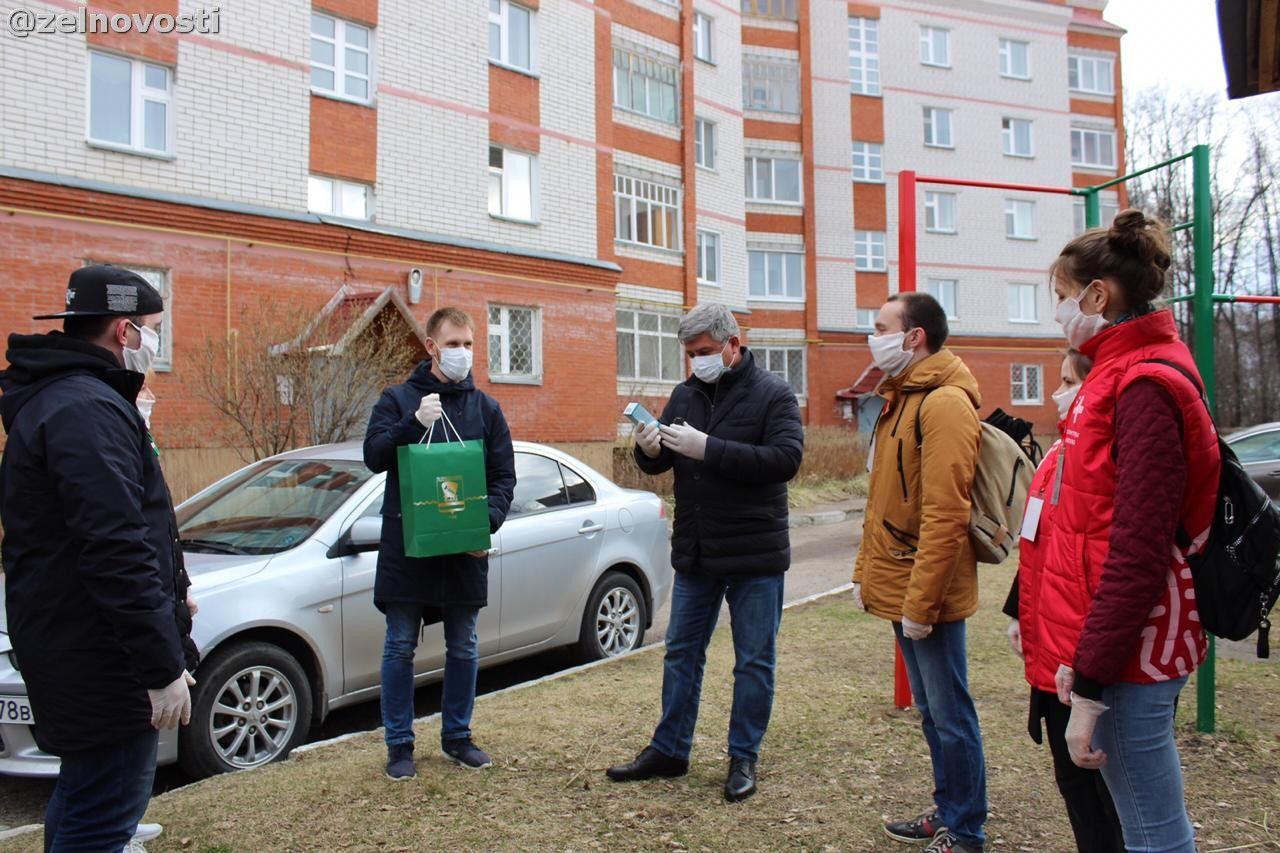 Руководитель исполкома Зеленодольского района попробовал себя в роли волонтера