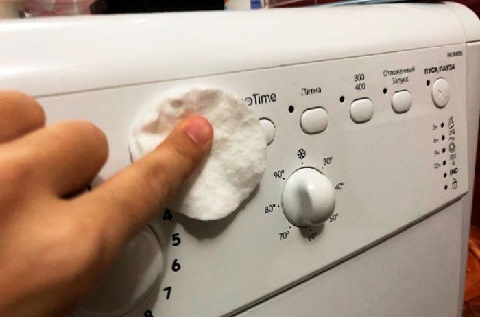 Как вернуть пожелтевшему пластику белоснежный вид на стиральной машинке?