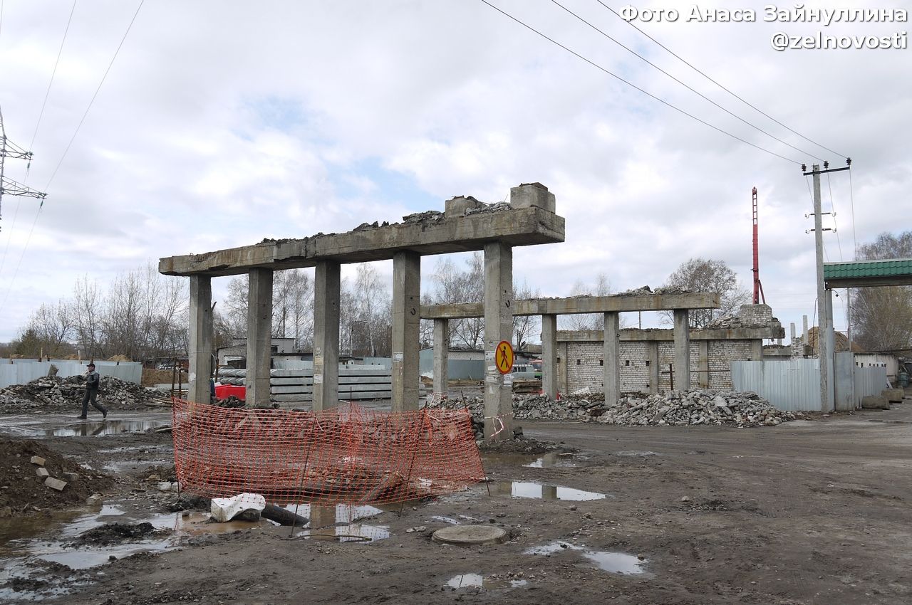 Реконструкция старого автомоста через ж/д в районе Пост-Волги продолжается