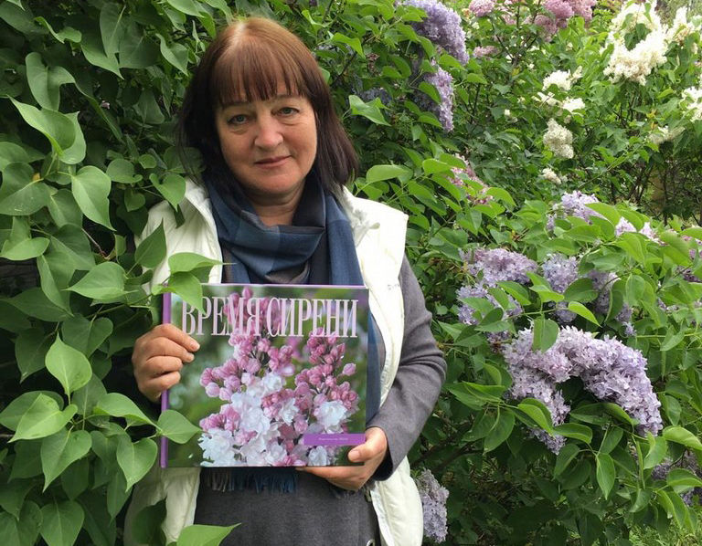 Сиреневый рай Натальи Савельевой: Жительница Зеленодольска удивила своих соседей