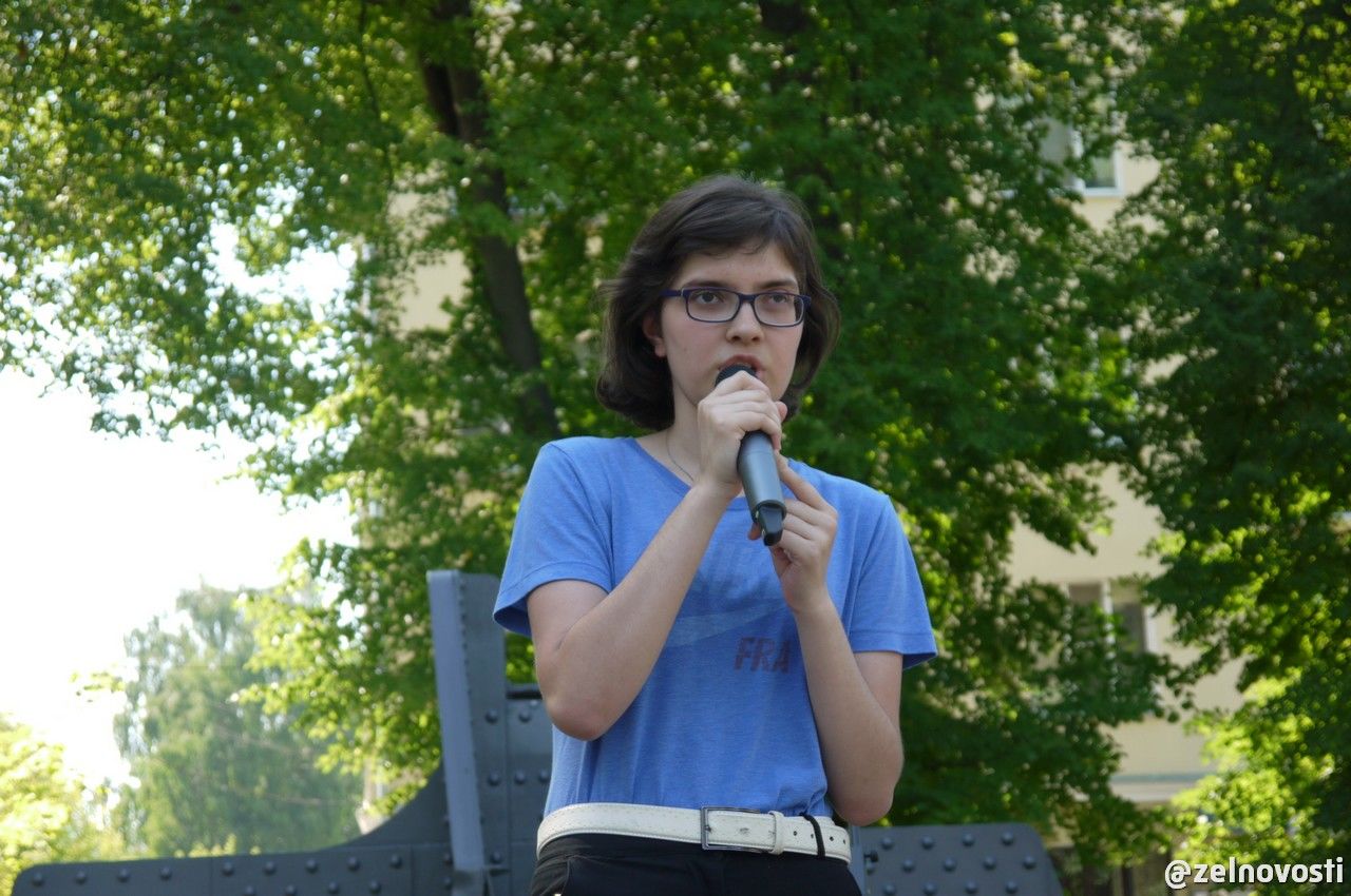 "Литературная стихия": юные читатели зеленодольских библиотек выступили со стихами о семье