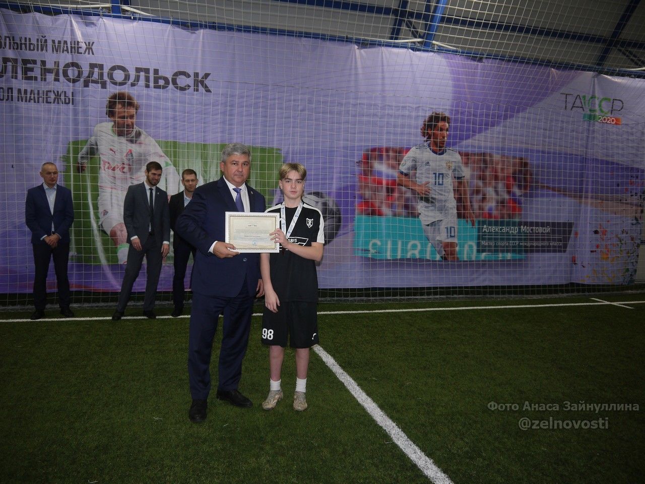 На Мирном наградили юных футболистов, бронзовых призеров Всероссийских соревнований «Кожаный мяч 2021»