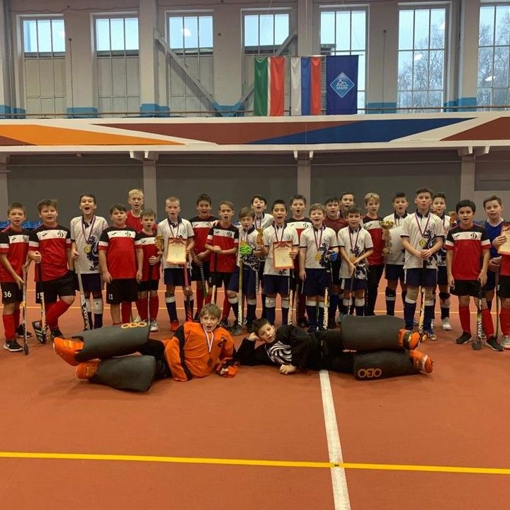 Татарстанцы выиграли турнир по хоккею на траве «Волжская осень»