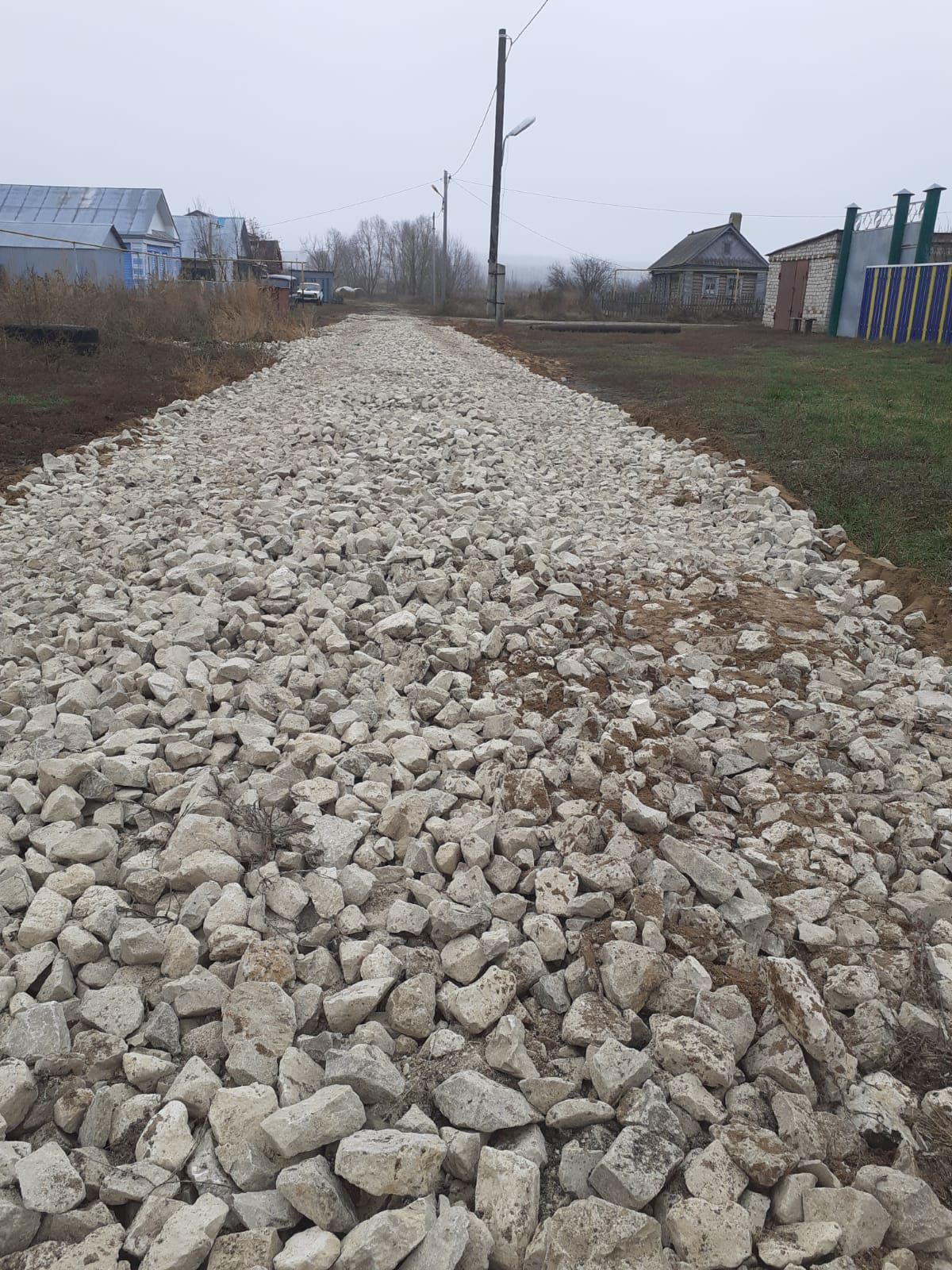 В Русско-Азелеевском сельском поселении работы по благоустройству населённых пунктов продолжаются