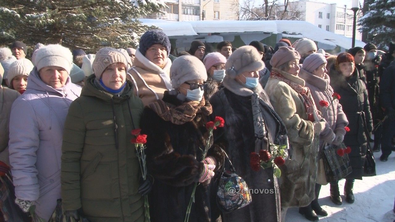 В парке Победы Зеленодольска прошел торжественный митинг, посвященный памяти погибшим воинам-интернационалистам