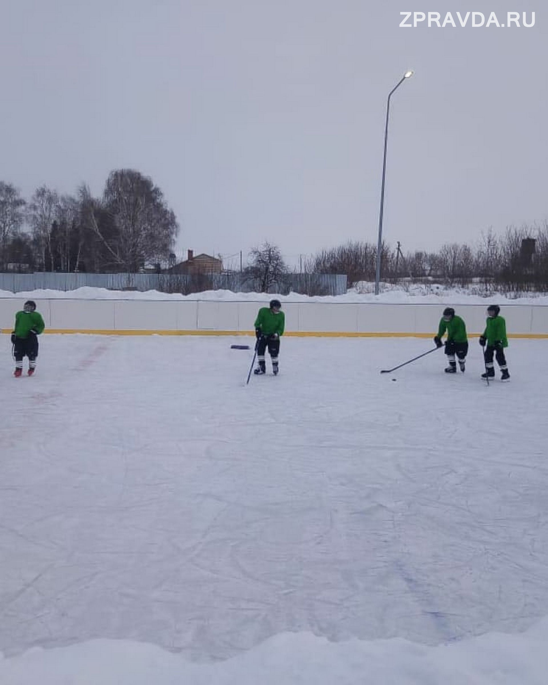 В Нижних Ураспугах организовали хоккейную команду «Нур»