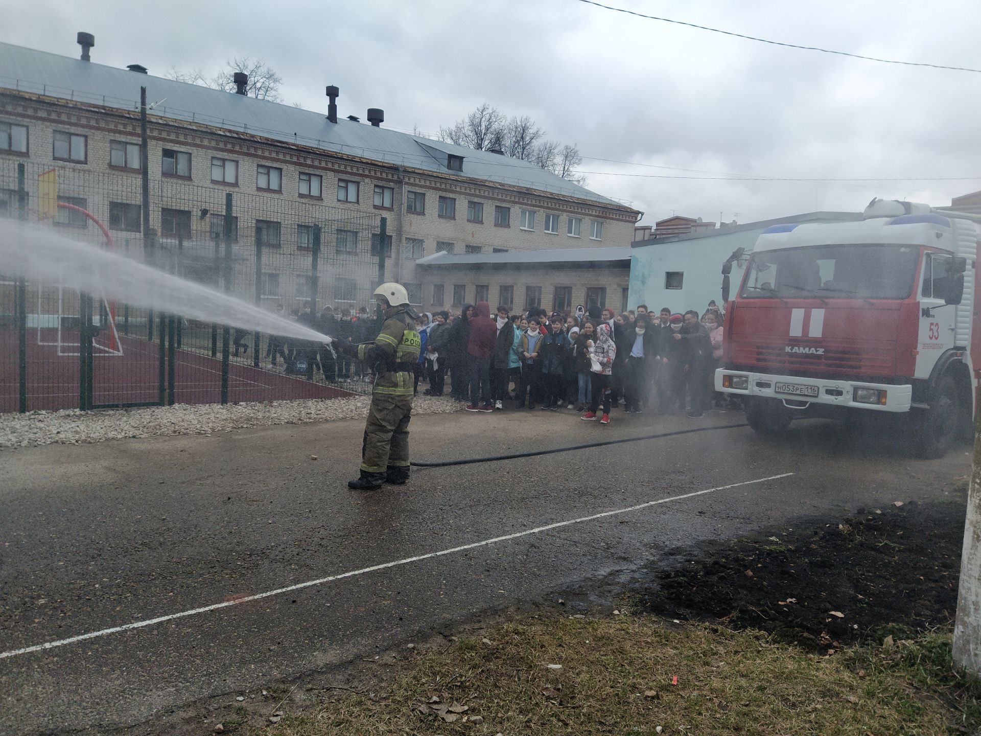 Учебная эвакуация прошла в татарской гимназии Зеленодольска