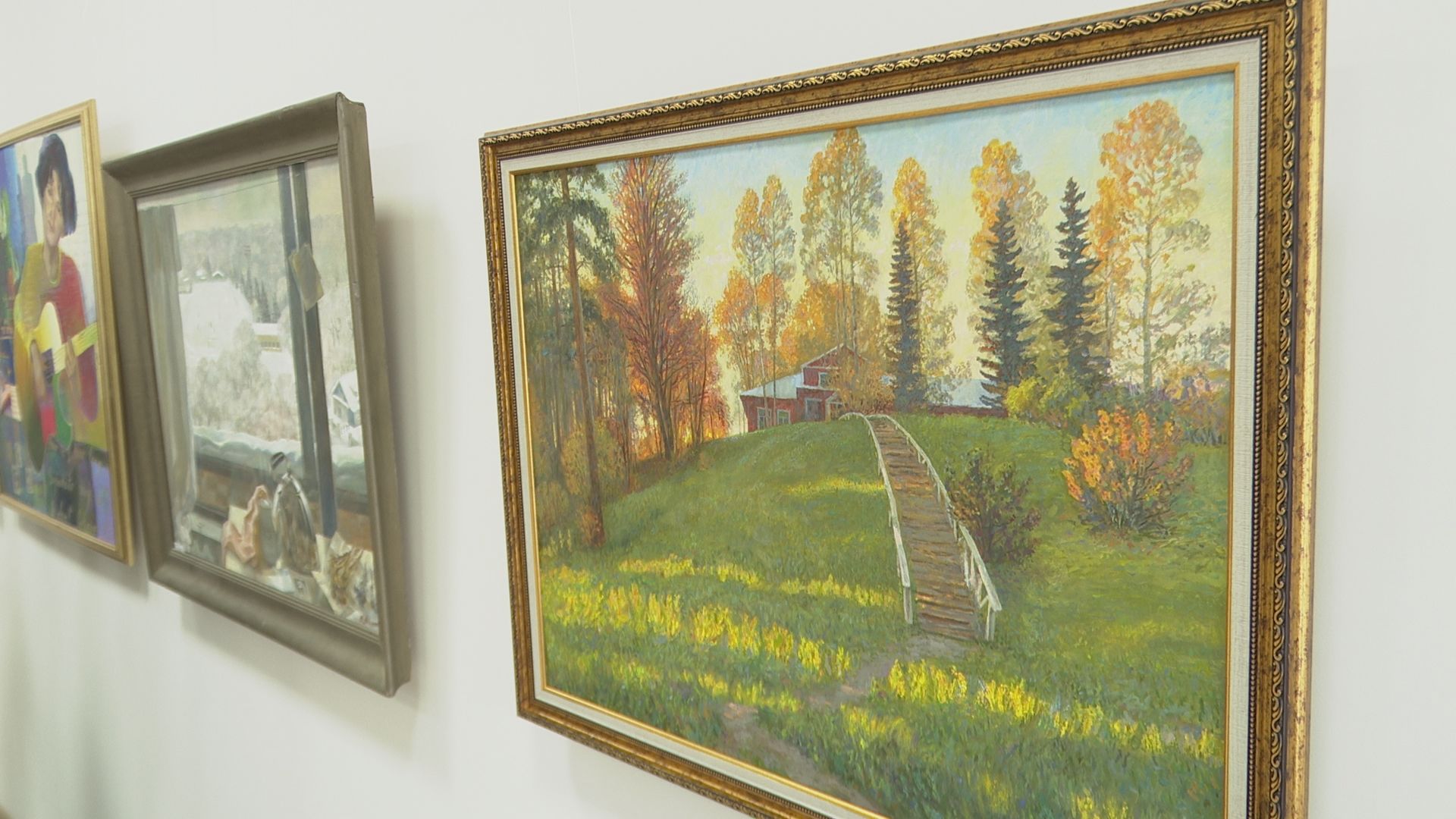 В выставочном зале Детской школы искусств отметили 70-летие известного художника Зеленодольска Владимира Новикова