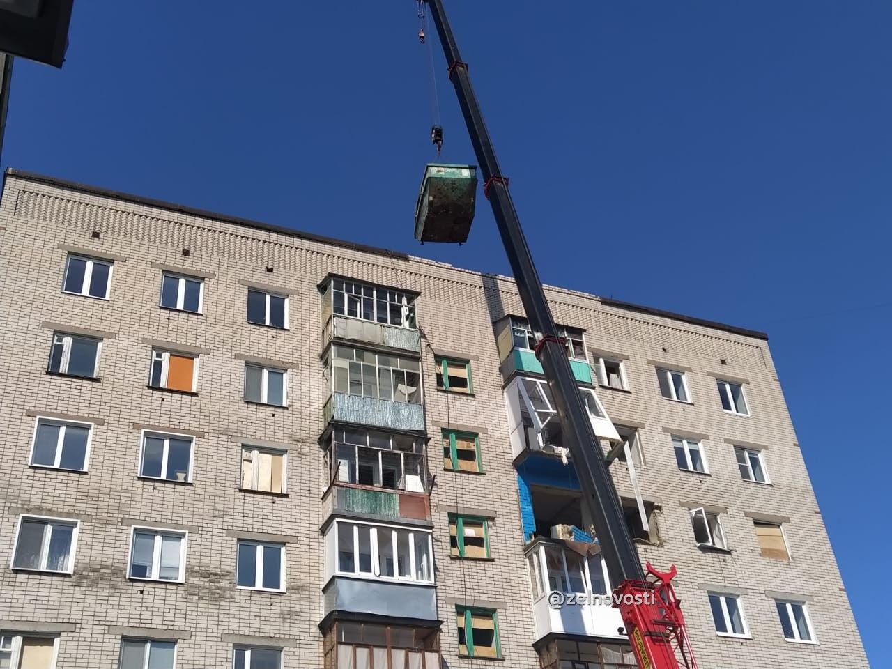 Начались аварийно-восстановительные работы дома 39а по ул.Ленина в Зеленодольске