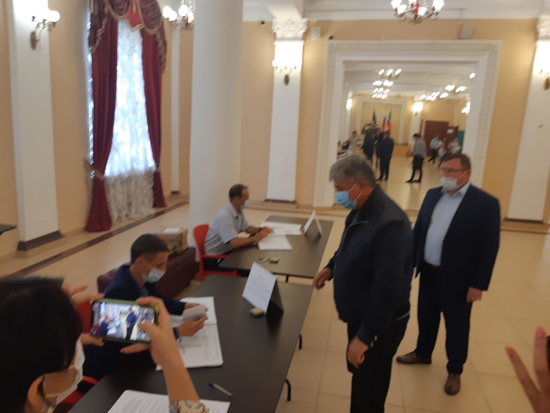 ﻿Глава ЗМР Михаил Афанасьев принял участие в предварительном голосовании по выборам депутатов Госдумы