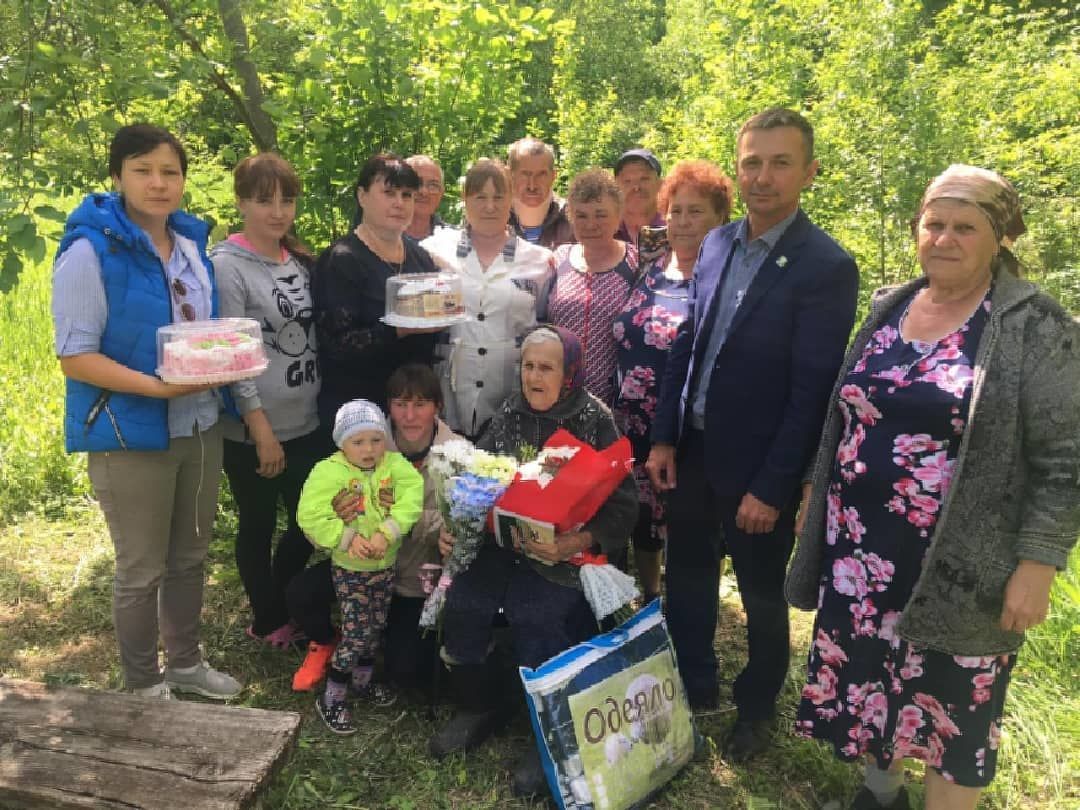 Жительницу села Мамадыш - Акилово поздравили с 90-летним юбилеем
