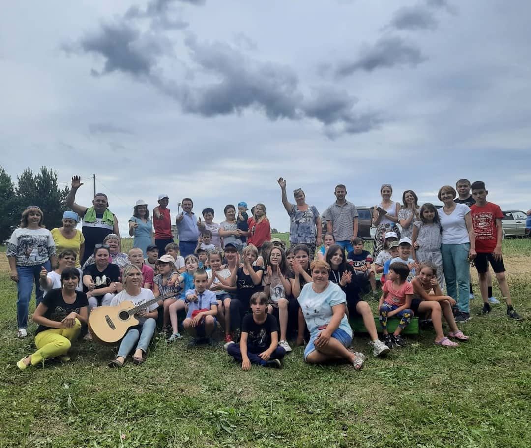 В селе Нурлаты прошла "Встреча друзей" для приемных семей Зеленодольского района