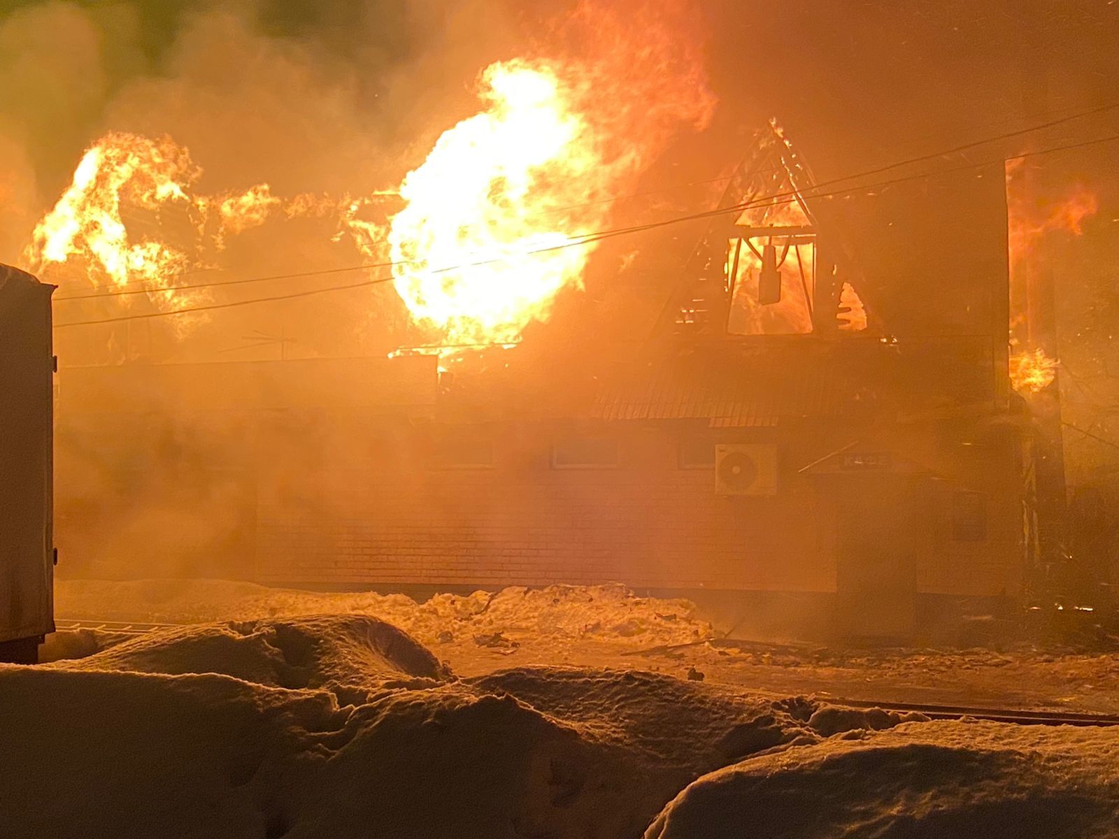 Стали известны подробности пожара  в поселке Новониколаевский