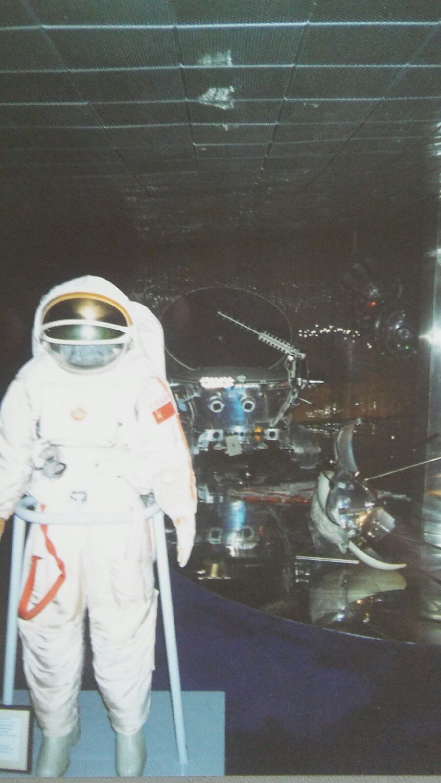 День Космонавтики 12 апреля для нашей страны – день особый: 61 год назад первый в космос полетел наш, советский парень Юрий Гагарин