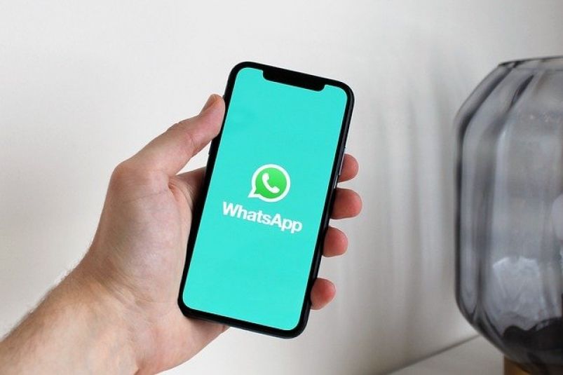 Коснется всех пользователей WhatsApp. Мессенджер вводит новые правила с 20 апреля