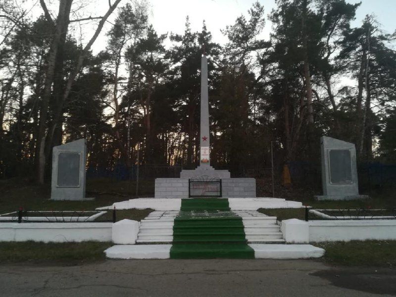 В преддверии 77-й годовщины Дня Победы в поселке Васильево Зеленодольского района преобразили обелиск павшим воинам