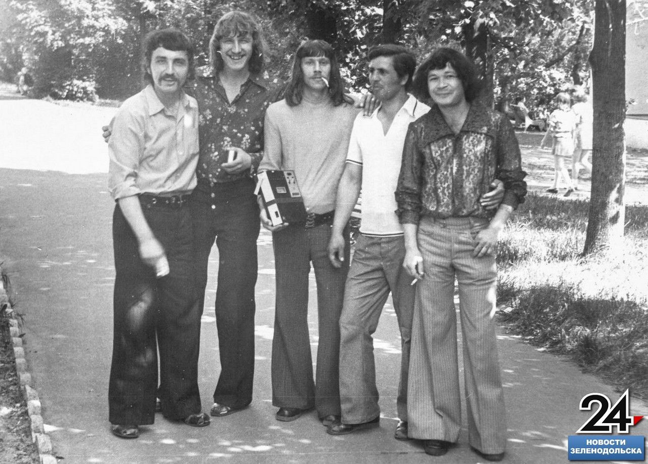 Про любовь, «Фиалку» и огурцы на рубашках. Продолжаем публиковать воспоминания Владимира Павловича Еремеева