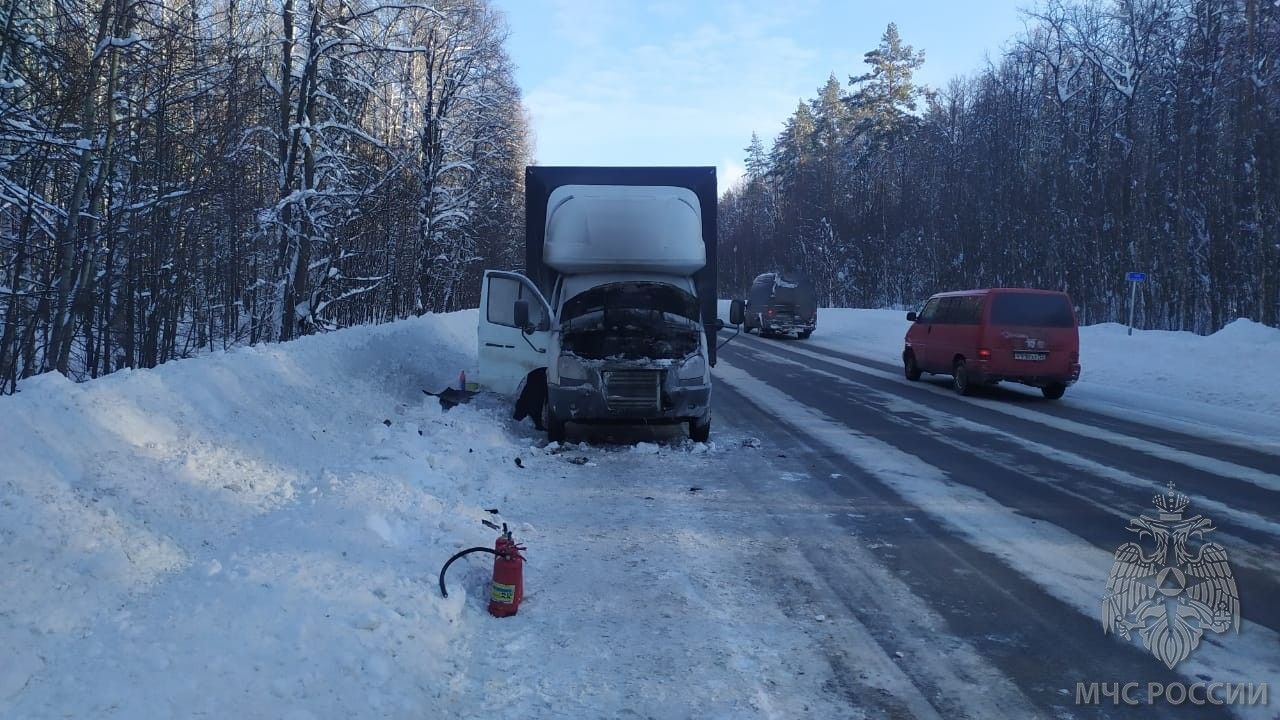 На трассе Йошкар-Ола — Зеленодольск загорелся автомобиль Газель