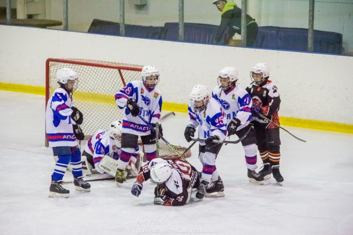 Фото: На базе СК "Ледокол" проходит турнир РТ по хоккею среди юношей